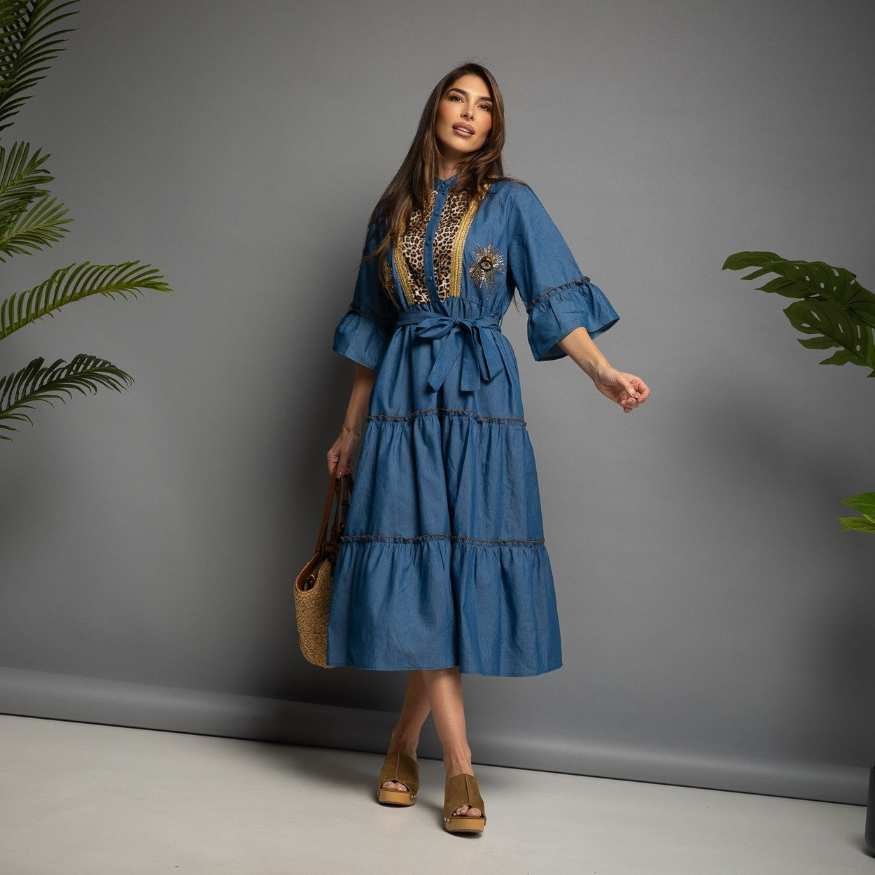 ROBE EN JEAN BRODÉE 100% Coton - MADE IN ITALIE