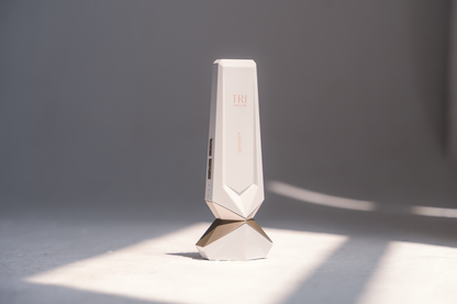 Tripollar Aura - Soin complet: Radiofréquence Multi-RF + LED rouge + DMA (Dynamic Muscle Activation)