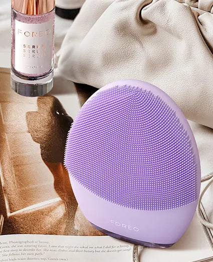 FOREO LUNA™ 4 - Brosse Nettoyante Intelligente & Raffermissante visage