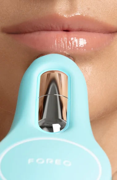 FOREO | BEAR™ 2 yeux & lèvres | La meilleure alternative au Botox