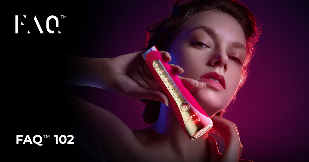 FOREO FAQ™ 102 - EMS & radiofréquence (RF) & luminothérapie LED - Rajeunissement complet du visage à domicile + Primer au miel de Manuka